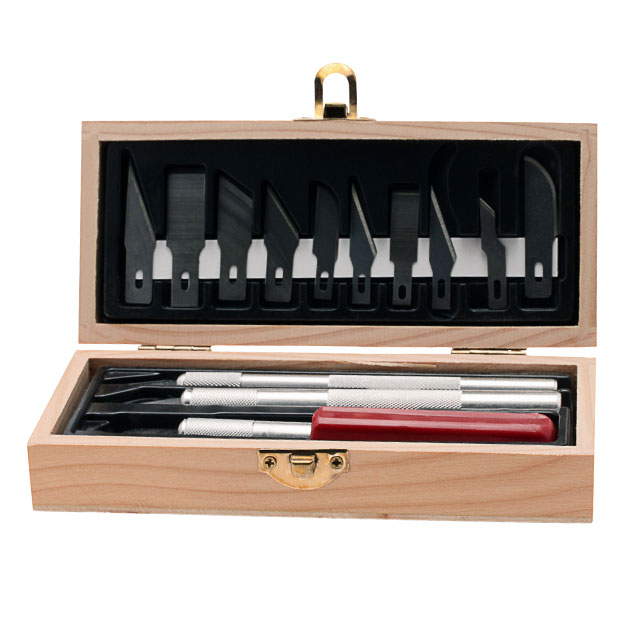 44102 Aven Tools                                                                    KNIFE SET 13 BLADES 3 HANDLES