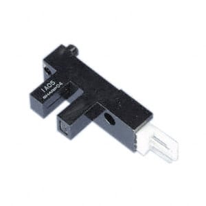 GP1A05 Sharp Microelectronics                                                                    PHOTOINTER OPIC SLOT 5MM W/CONN